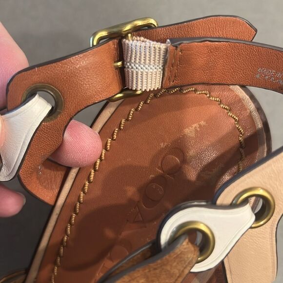 Coach Mid Heel Sandal Links, Size 10 - Picture 9 of 15